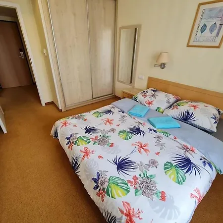 10q - Z6 Apartament 704 * Warszawa